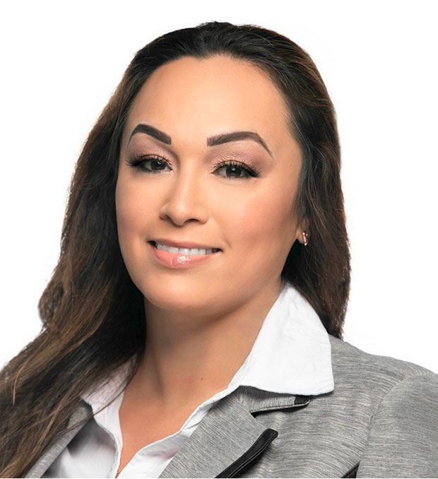 Shannon-Apodaca-Director-of-Case-Management